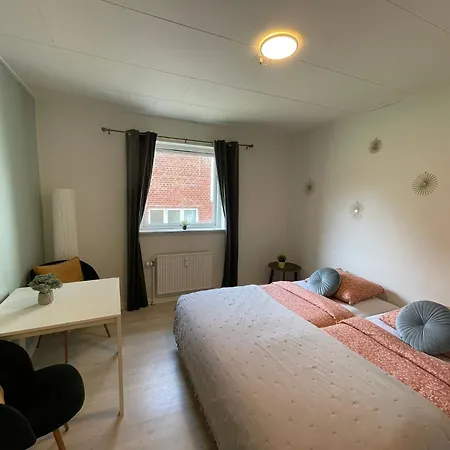 5 Min Walk To Lego House-studio 18 Apartment *